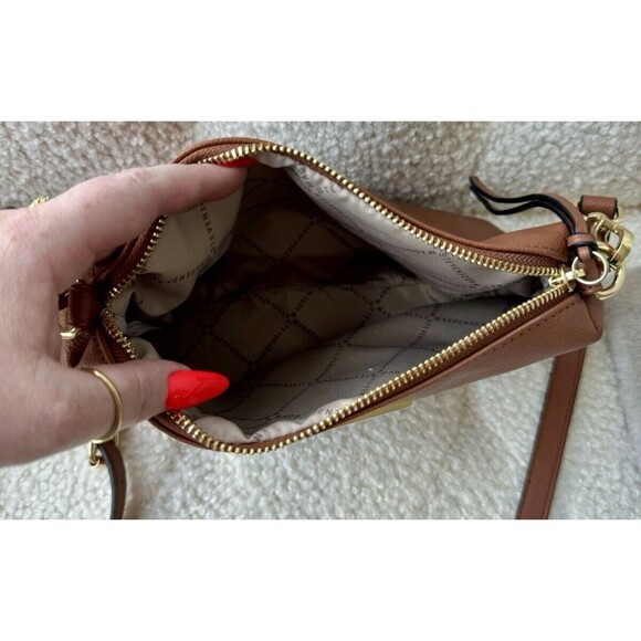 Steve Madden Brown Top Zip Crossbody - Picture 3 of 4